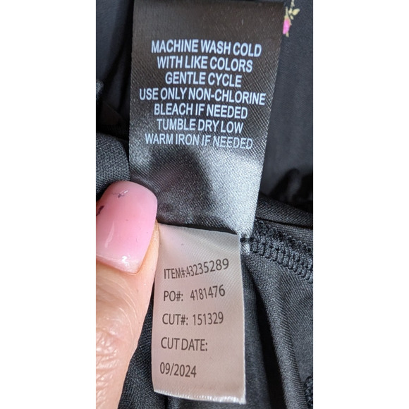 Torrid Black Dainty Floral Mesh Surplice‎ Babydoll Top Coquette Whimsigoth 3X - Picture 10 of 12